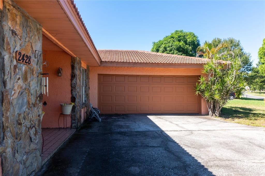 2428 DESOTO WAY S ST PETERSBURG, FL 33712