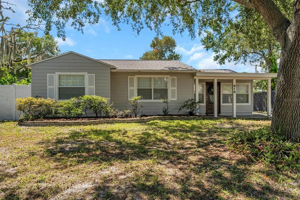 918 W INDIANA AVENUE TAMPA, FL 33603
