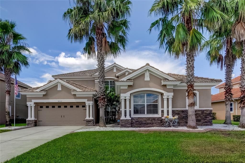 8709 CREEDMOOR LANE NEW PORT RICHEY, FL 34654
