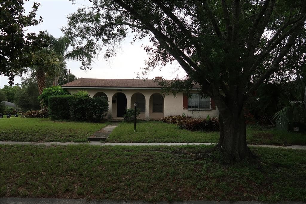3052 SARATOGA DRIVE ORLANDO, FL 32806
