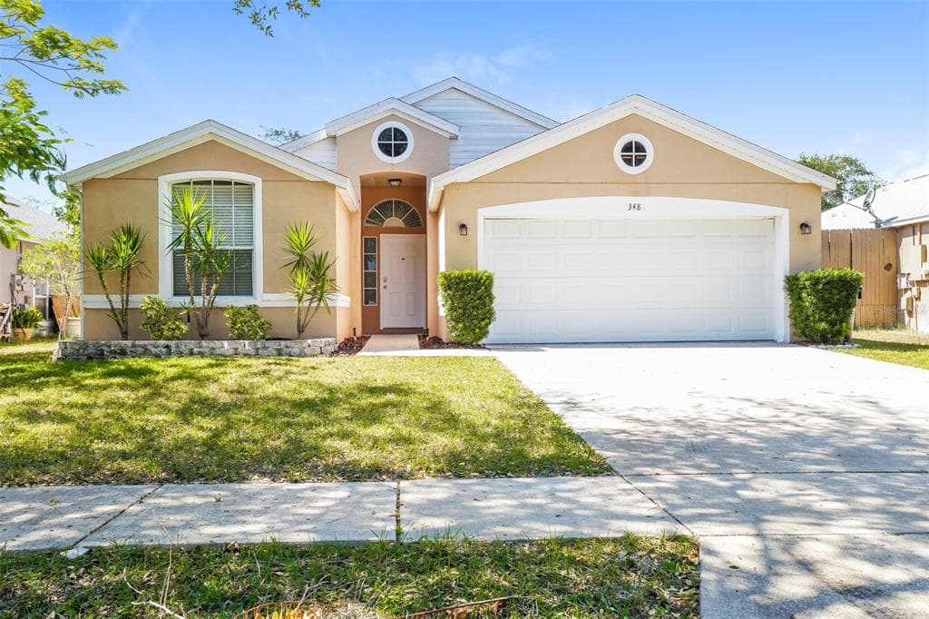 348 BREEZEWAY DRIVE APOPKA, FL 32712