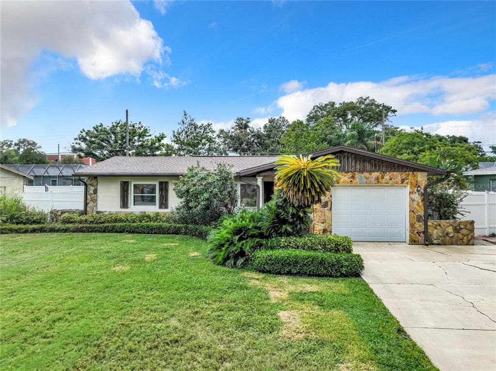 5090 61ST LANE N KENNETH CITY, FL 33709