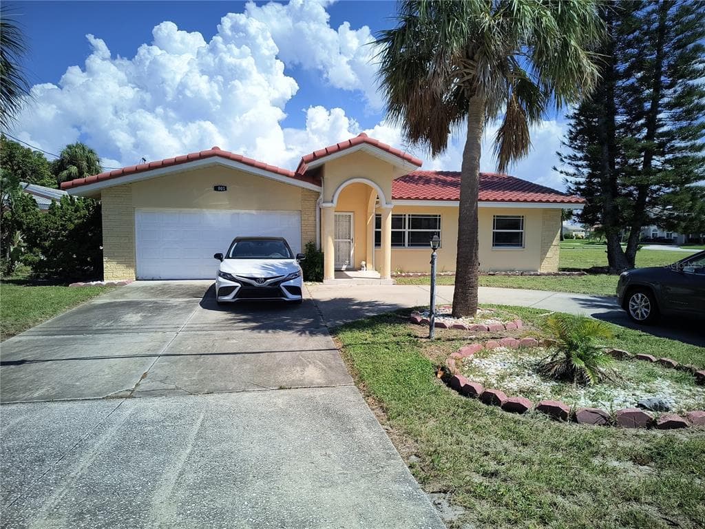 3001 GULF BOULEVARD BELLEAIR BEACH, FL 33786