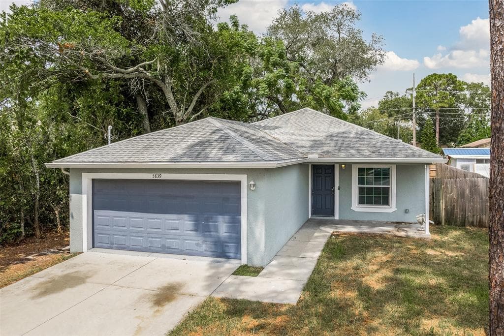 5839 PINE STREET NEW PORT RICHEY, FL 34652