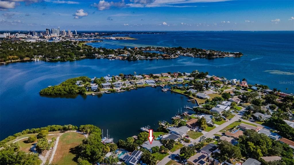 3597 MANATEE DRIVE SE ST PETERSBURG, FL 33705