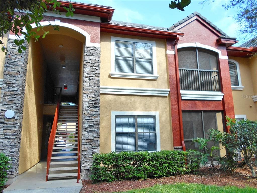 2171 PORTOFINO PLACE UNIT 2727 PALM HARBOR, FL 34683
