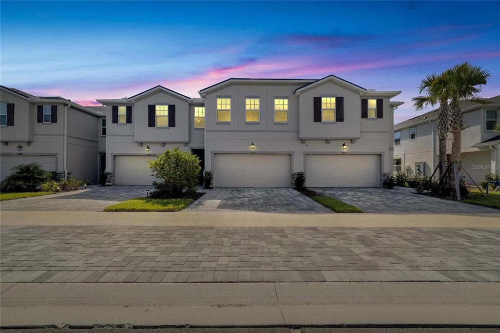 19378 GREAT INTENTION WAY LUTZ, FL 33558