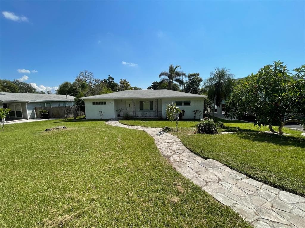 4119 DR MARTIN LUTHER KING JR STREET N ST PETERSBURG, FL 33703