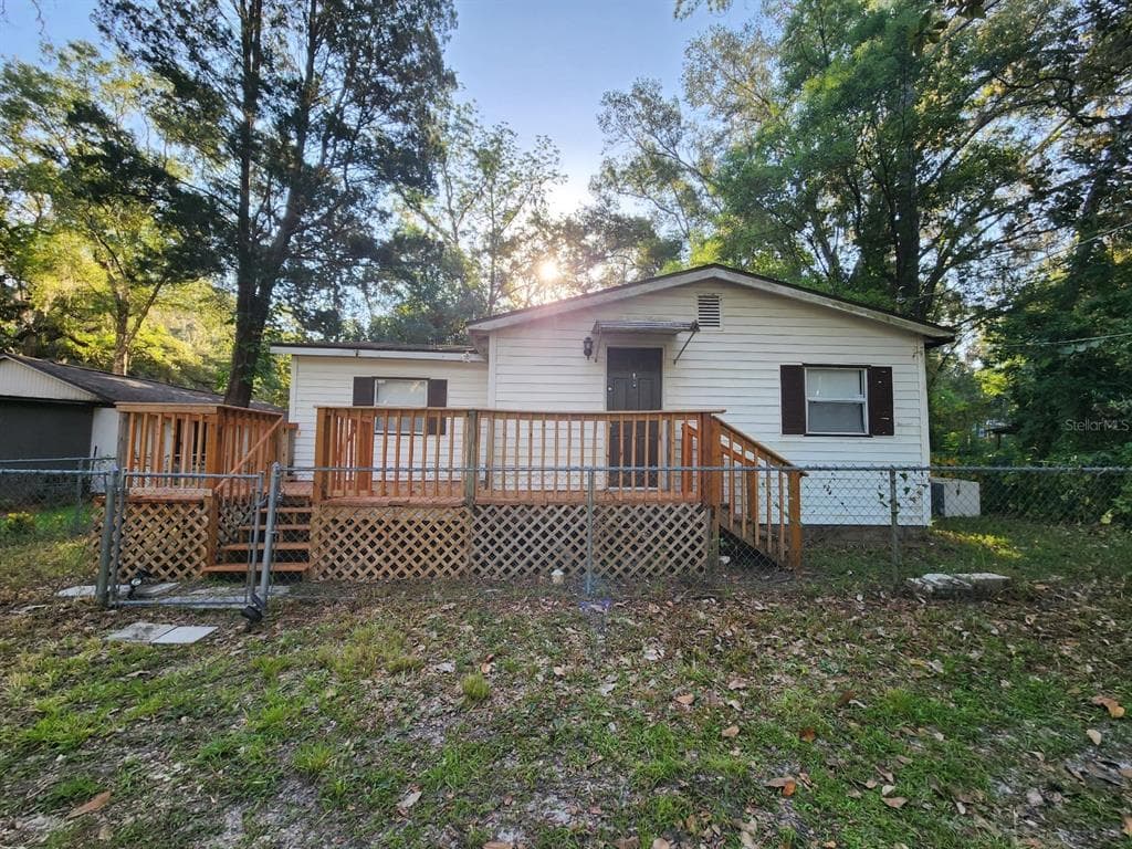 232 ZOLLER STREET BROOKSVILLE, FL 34601
