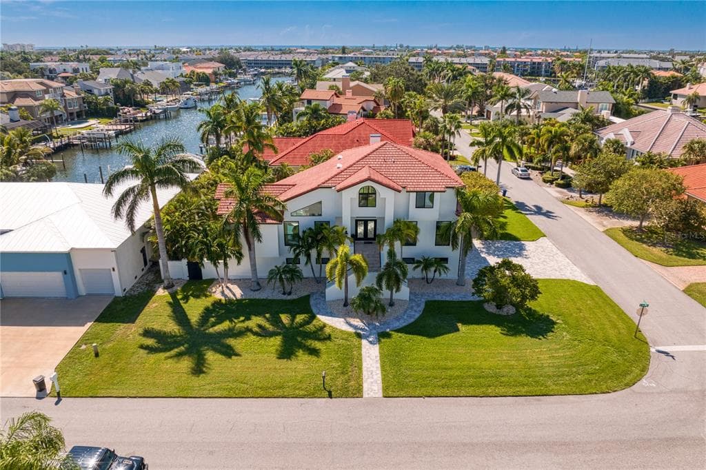 700 1ST AVENUE S TIERRA VERDE, FL 33715