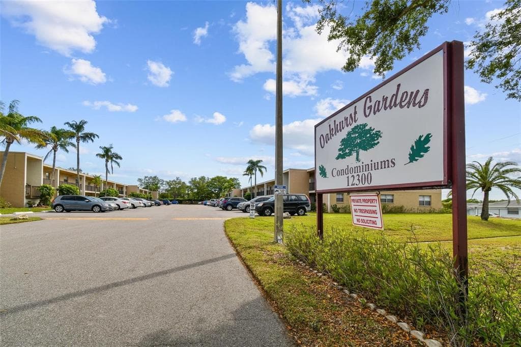 12300 PARK BOULEVARD UNIT 216 SEMINOLE, FL 33772