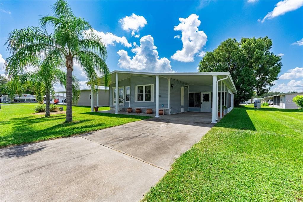 36750 LAKEWOOD DRIVE ZEPHYRHILLS, FL 33542
