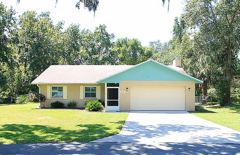 1810 CREEKBEND DRIVE