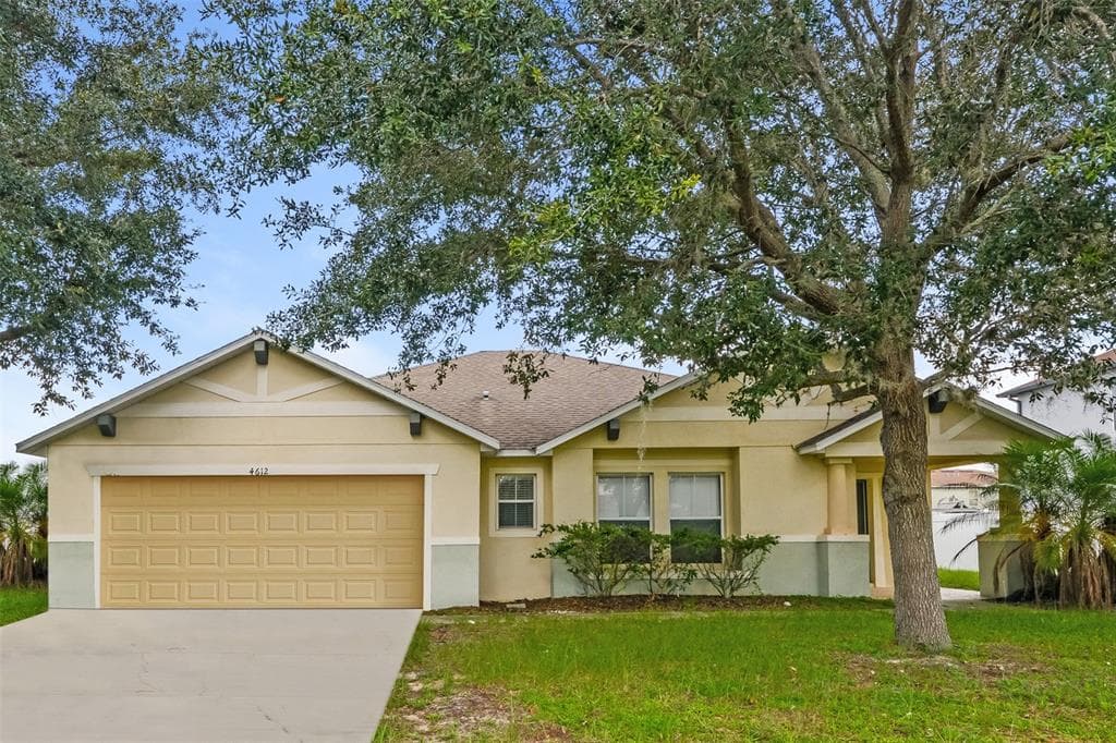 4612 BARBADOS LOOP CLERMONT, FL 34711