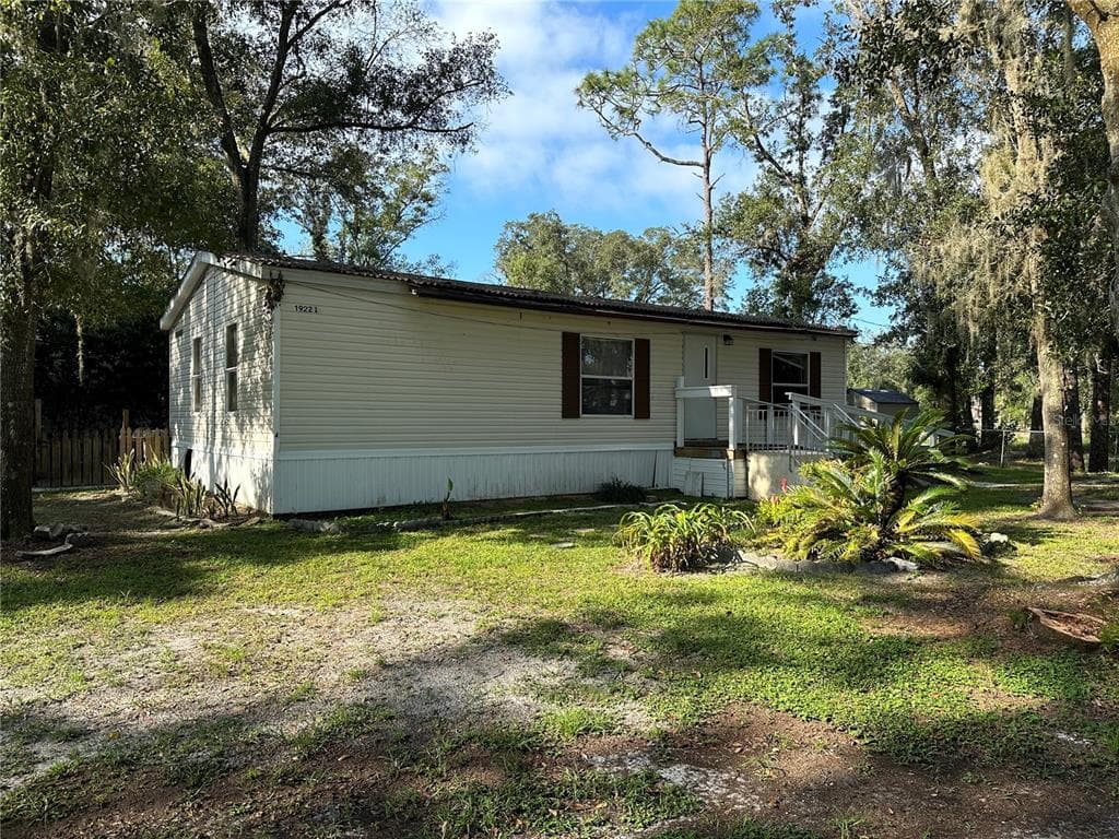 19221 BOLES ROAD LUTZ, FL 33559