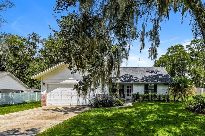 61 JUNIPER TRAIL OCALA, FL 34480
