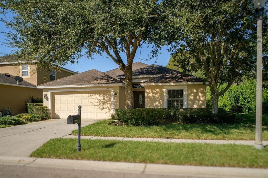 5555 SHASTA DAISY PLACE LAND O LAKES, FL 34639
