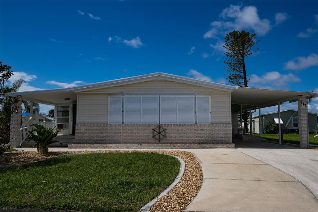 712 BLANCA NORTH PORT, FL 34287