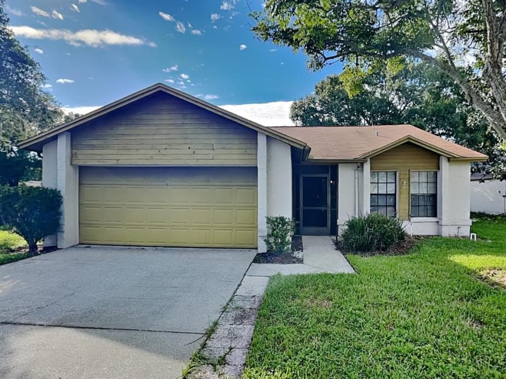 2002 HELM LANE VALRICO, FL 33594