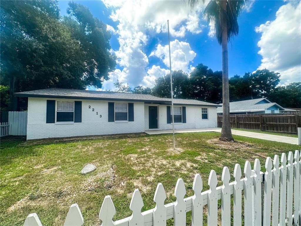 2213 SELKIRK STREET VALRICO, FL 33594