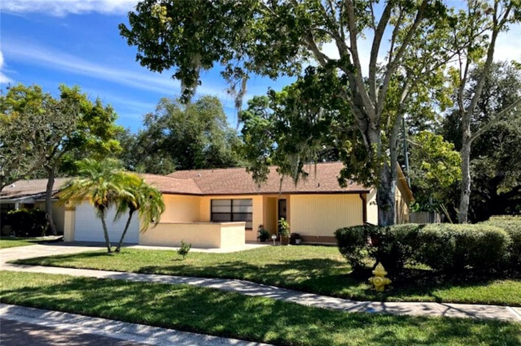 66 HARBOR OAKS CIRCLE SAFETY HARBOR, FL 34695