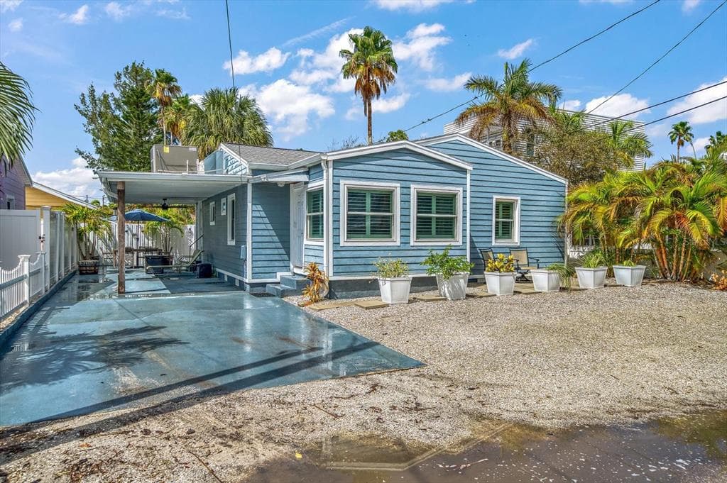 8102 BAYSHORE DRIVE TREASURE ISLAND, FL 33706
