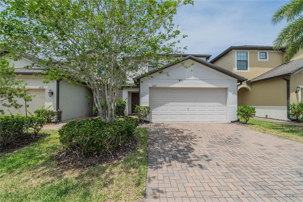 1237 BALLARD GREEN PLACE BRANDON, FL 33511
