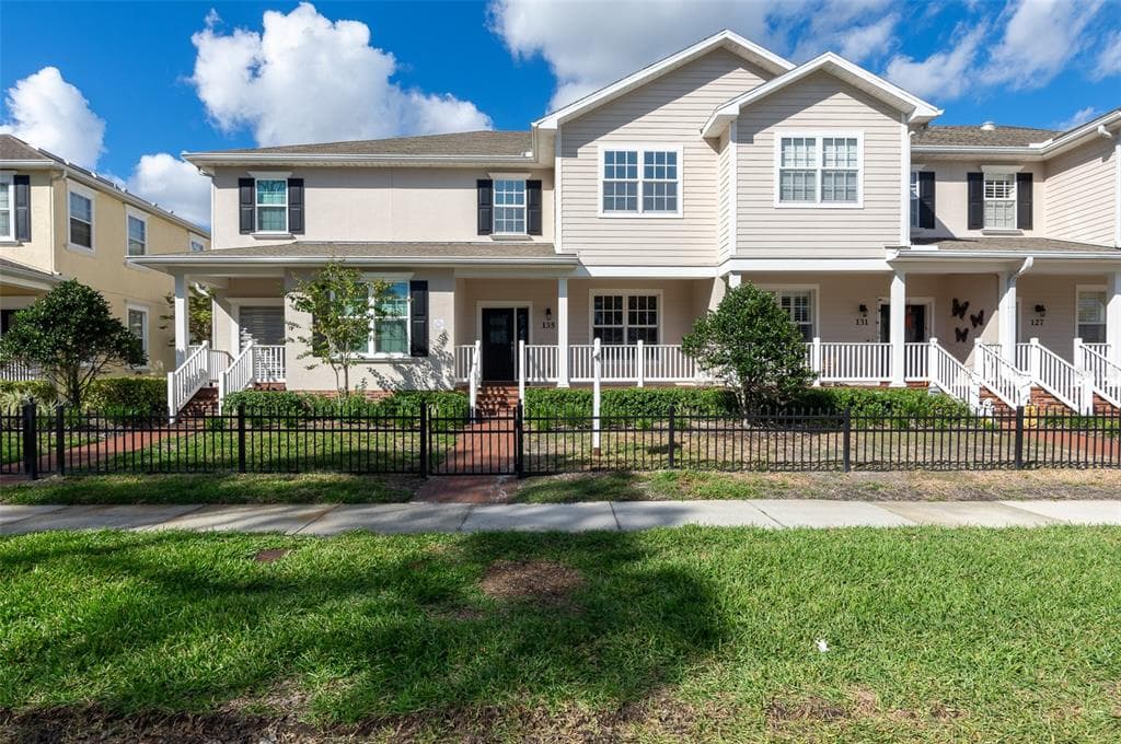135 49TH AVENUE N ST PETERSBURG, FL 33703