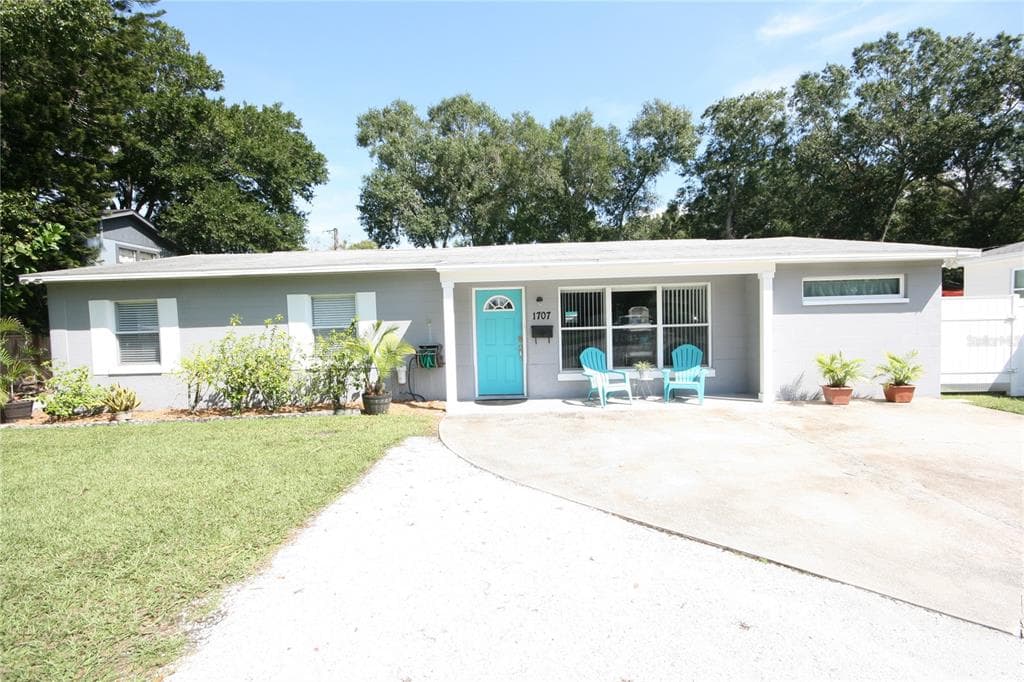 1707 W BEDINGFIELD DRIVE TAMPA, FL 33603