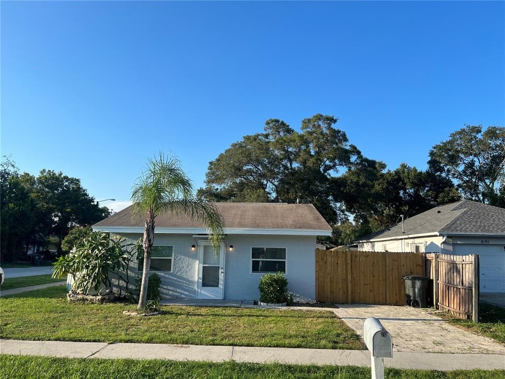 4195 55TH AVENUE N ST PETERSBURG, FL 33714