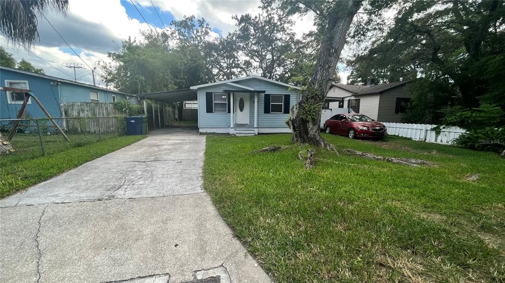 904 W MEADOWBROOK AVENUE TAMPA, FL 33612