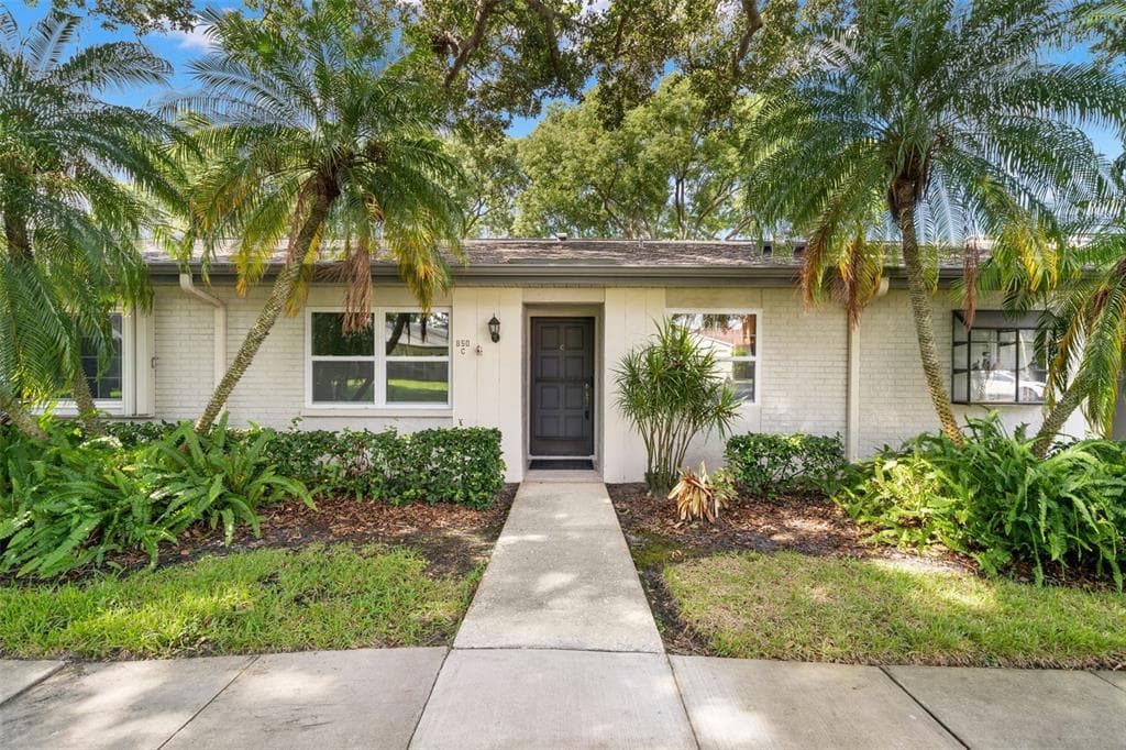 850 CLELAND COURT UNIT C PALM HARBOR, FL 34684