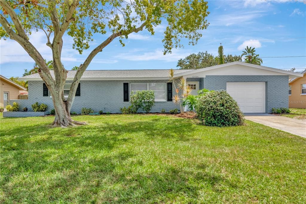 12156 81ST AVENUE SEMINOLE, FL 33772