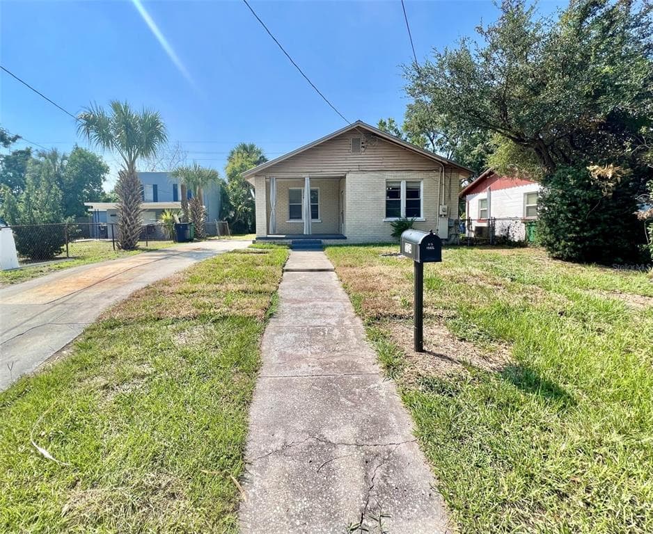1724 W NASSAU STREET TAMPA, FL 33607
