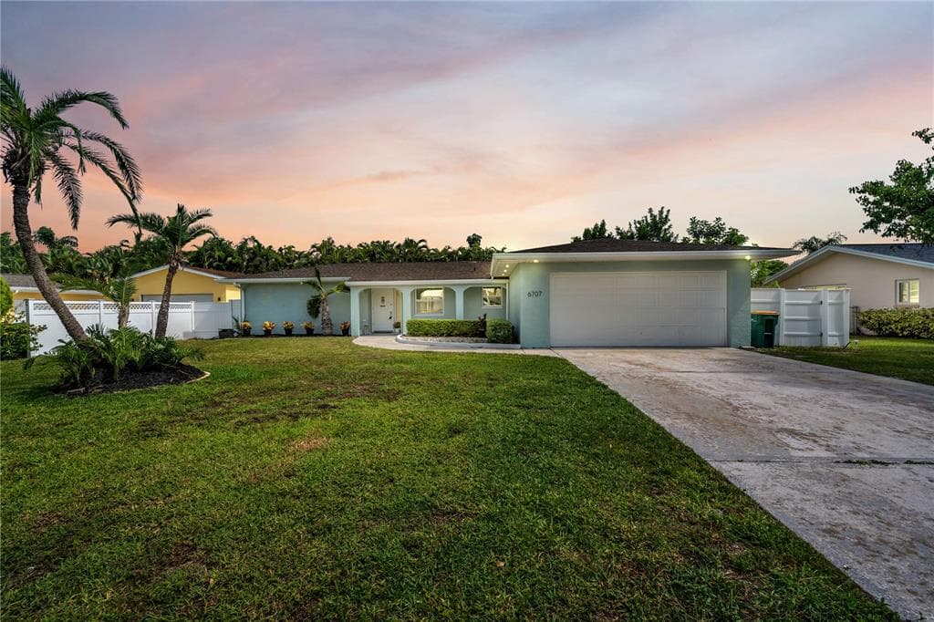 6707 CARDINAL DRIVE S ST PETERSBURG, FL 33707