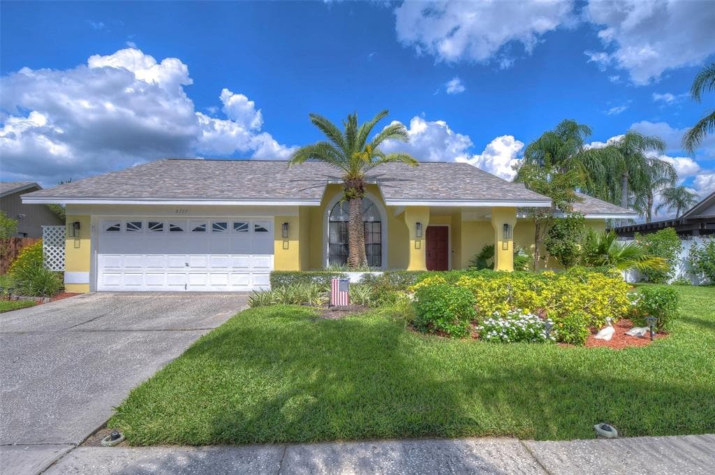 8707 GETTYSBURG WAY TAMPA, FL 33635