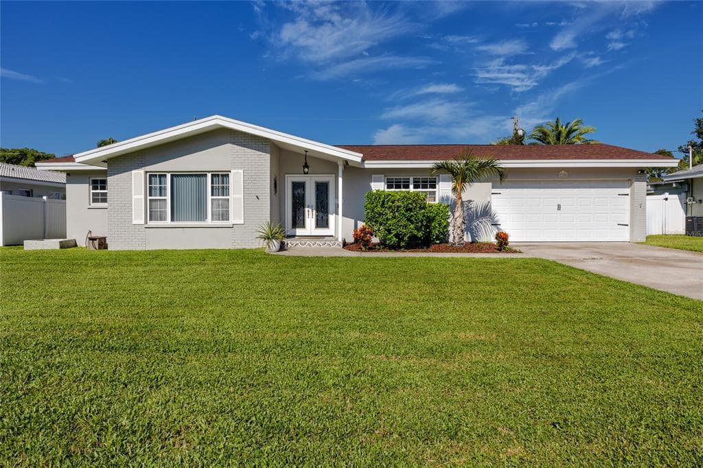 1106 WOODCREST AVENUE CLEARWATER, FL 33756