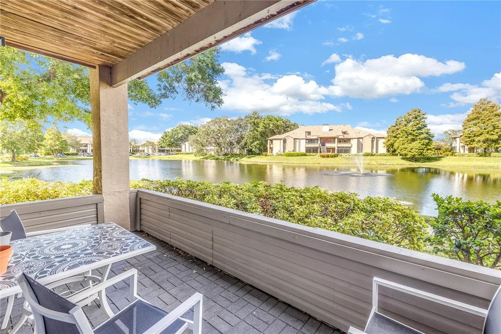 10263 GANDY BOULEVARD N UNIT 611 ST PETERSBURG, FL 33702