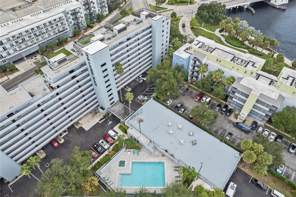 201 W LAUREL STREET UNIT 301 TAMPA, FL 33602