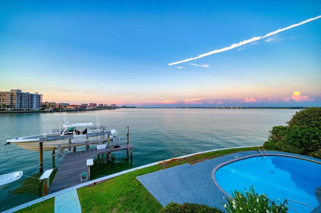 3126 TIFFANY DRIVE BELLEAIR BEACH, FL 33786