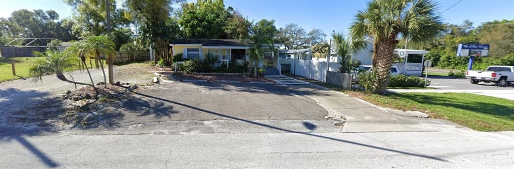 1010 MICHIGAN AVENUE PALM HARBOR, FL 34683