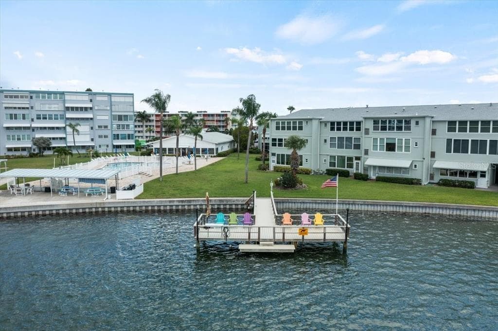1898 SHORE DRIVE S UNIT 310 SOUTH PASADENA, FL 33707