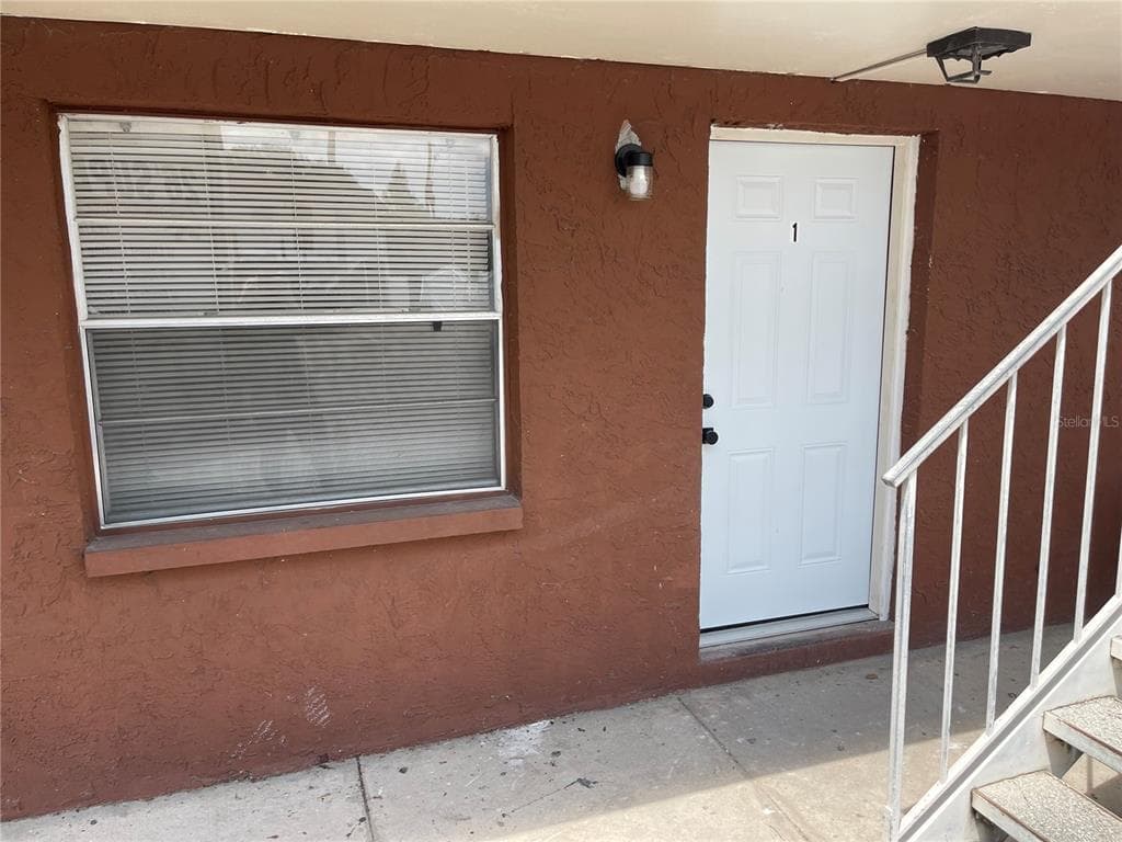 11312 52ND STREET UNIT 4 TAMPA, FL 33617