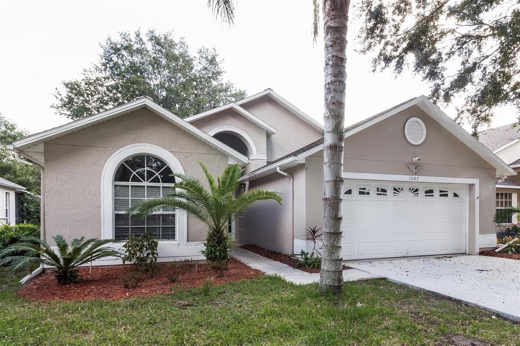 1047 EAGLES FORREST DRIVE APOPKA, FL 32712