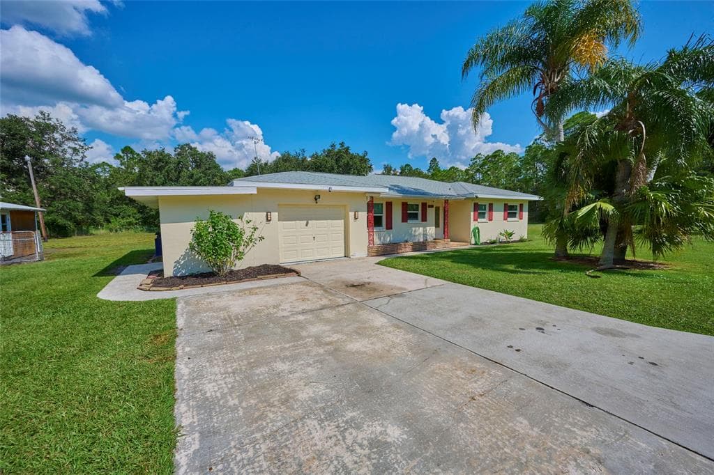 7379 MINEOLA DRIVE INDIAN LAKE ESTATES, FL 33855