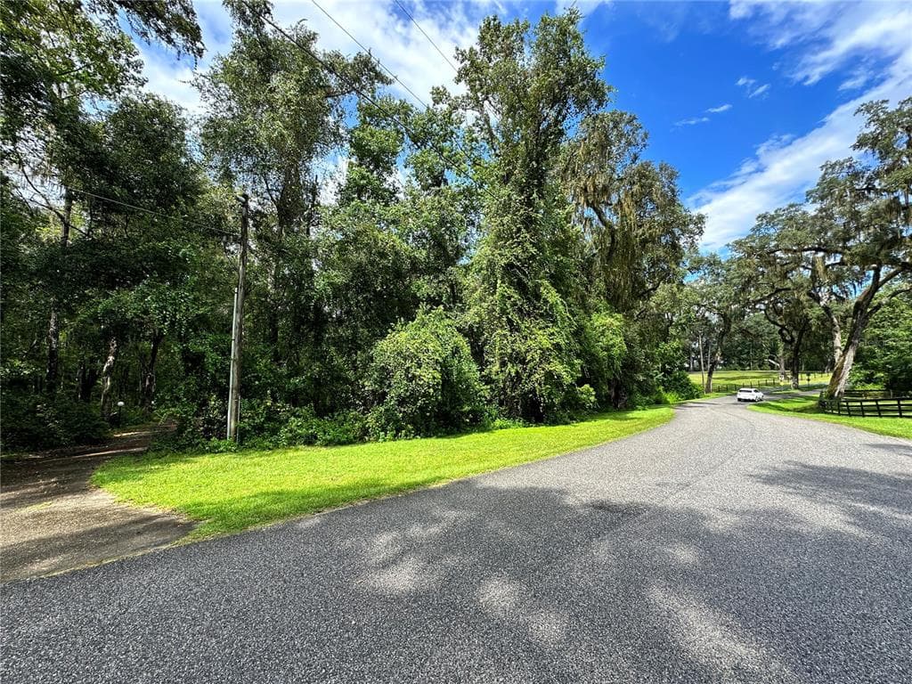 27111 REDFOX DRIVE BROOKSVILLE, FL 34602