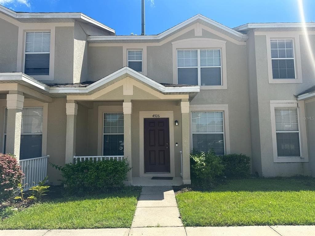 4926 CACTUS NEEDLE LANE WESLEY CHAPEL, FL 33544