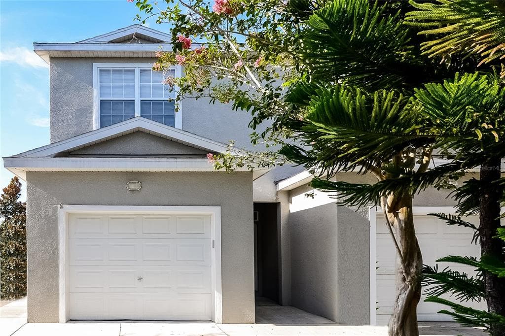 7041 OPAL DRIVE LARGO, FL 33773