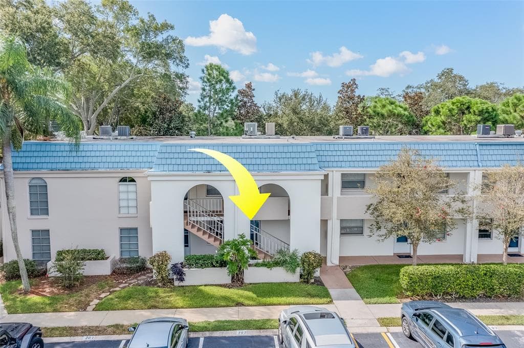 1975 W BAY DRIVE UNIT 202 LARGO, FL 33770