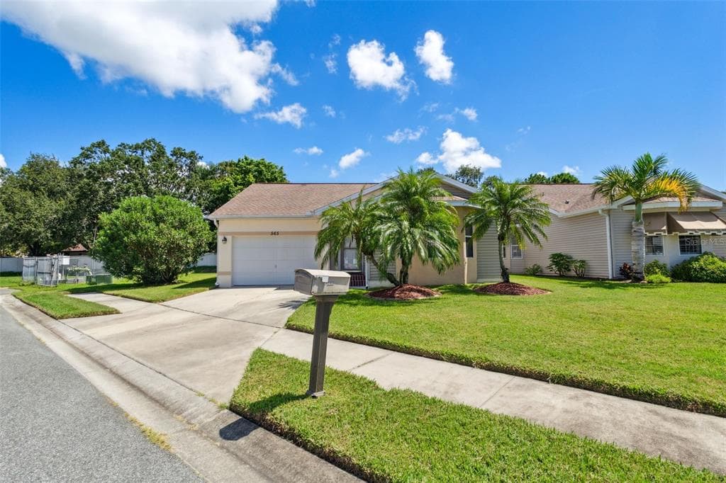 565 SALMON COURT OLDSMAR, FL 34677